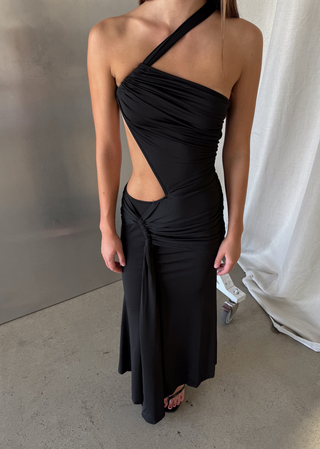 SLIM GOWN