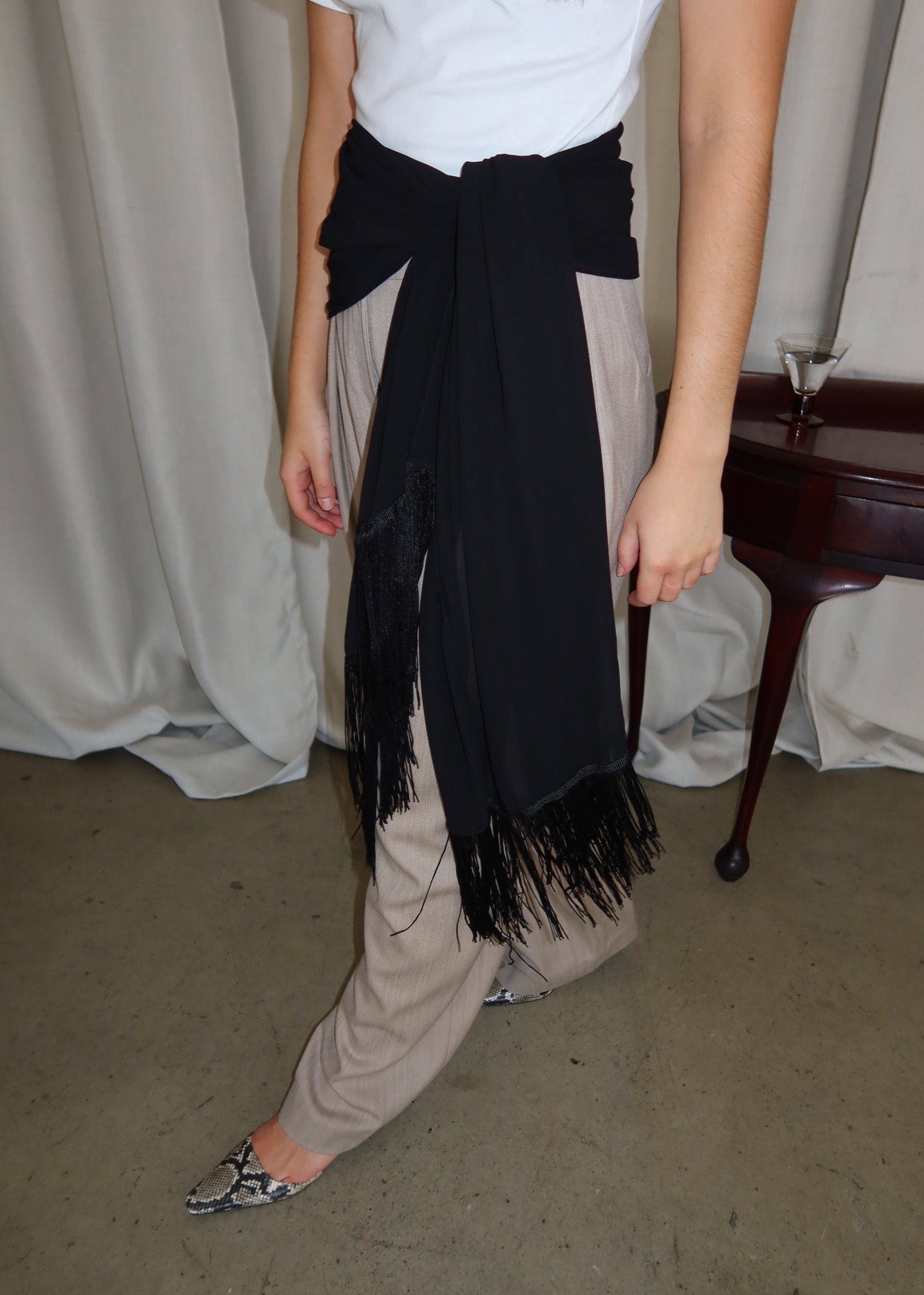 FRINGE SCARF